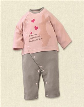 必威集团有机棉婴儿装 - 亲肤透气设计