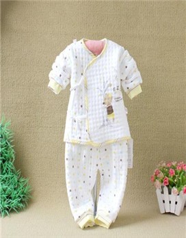 必威betway四季婴儿装 - 可调节成长型设计